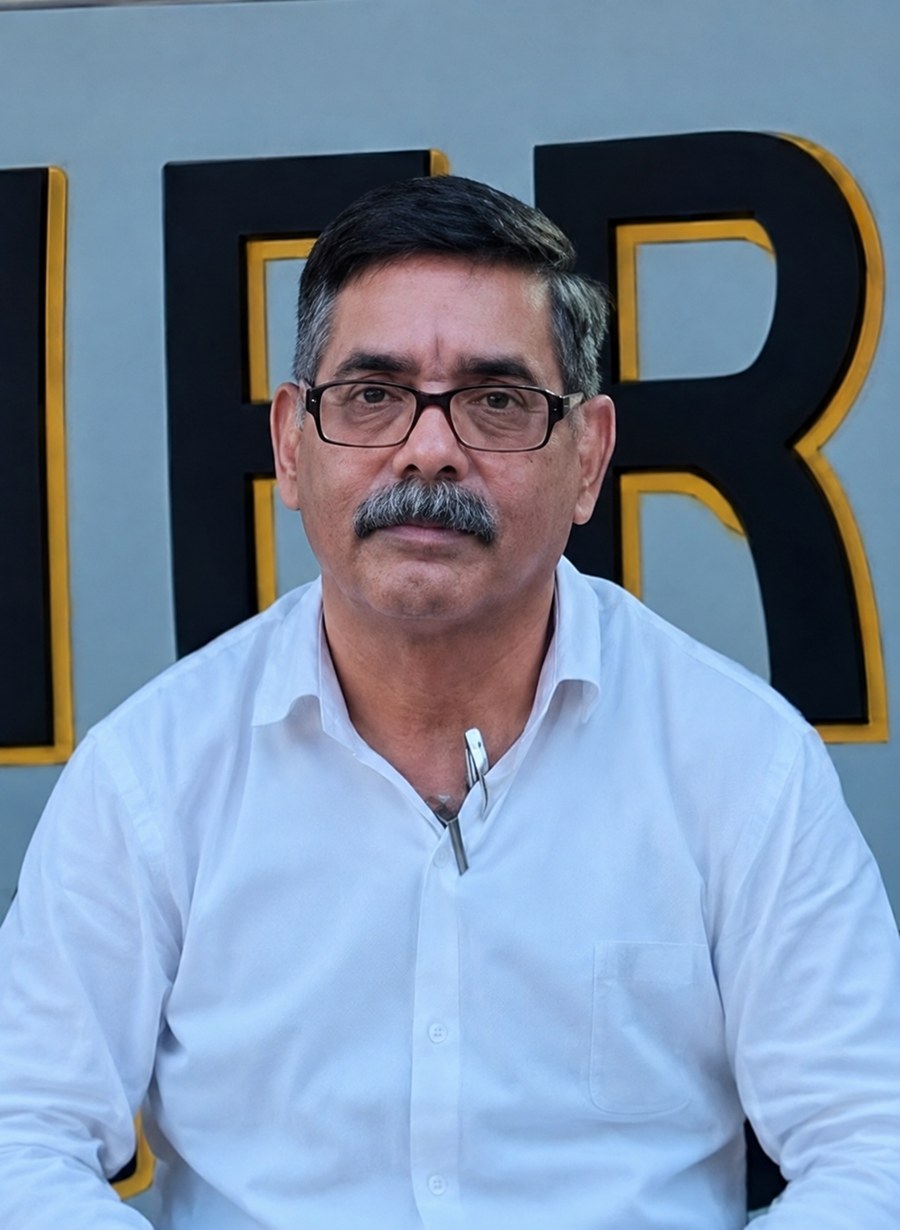 Banta Sir — Shri Sudhakar Ayachit, founder of Aditya Commerce Coaching